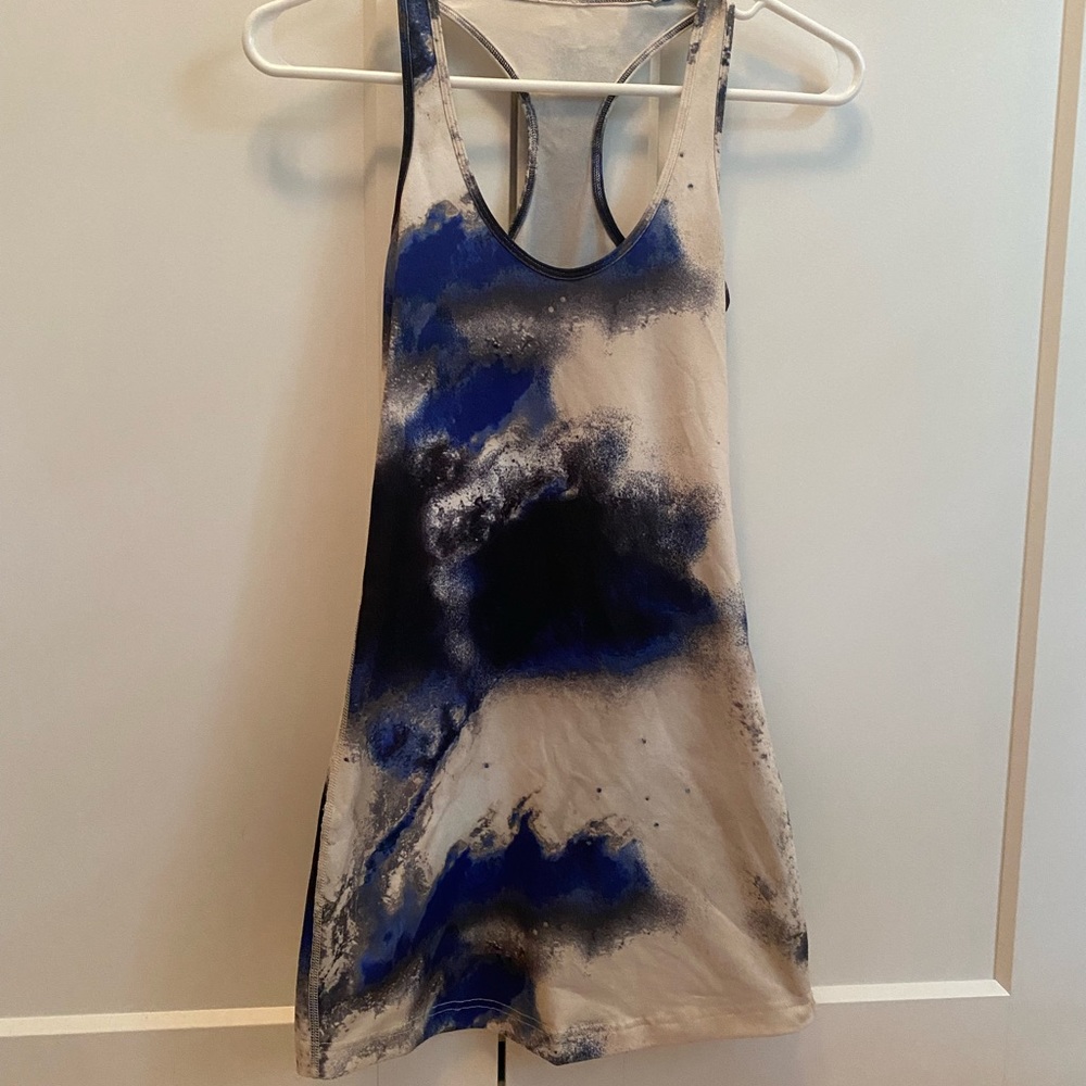 lululemon tank top